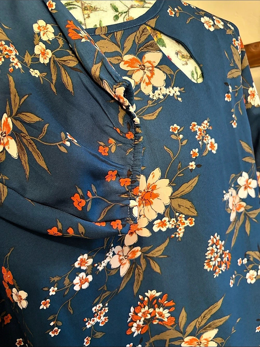 Papermoon Floral Long Sleeve Blouse in Blue XL Like New - Picture 4 of 5